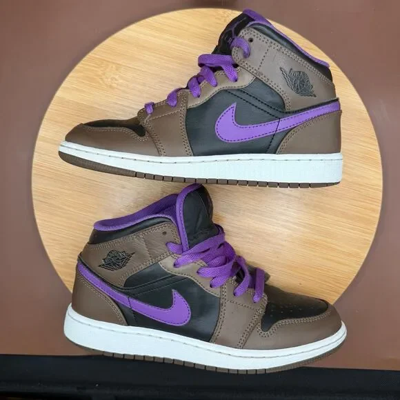 Air Jordan 1 Mid "Palomino" (GS) Youth Size 4.5Y - Picture 4 of 11